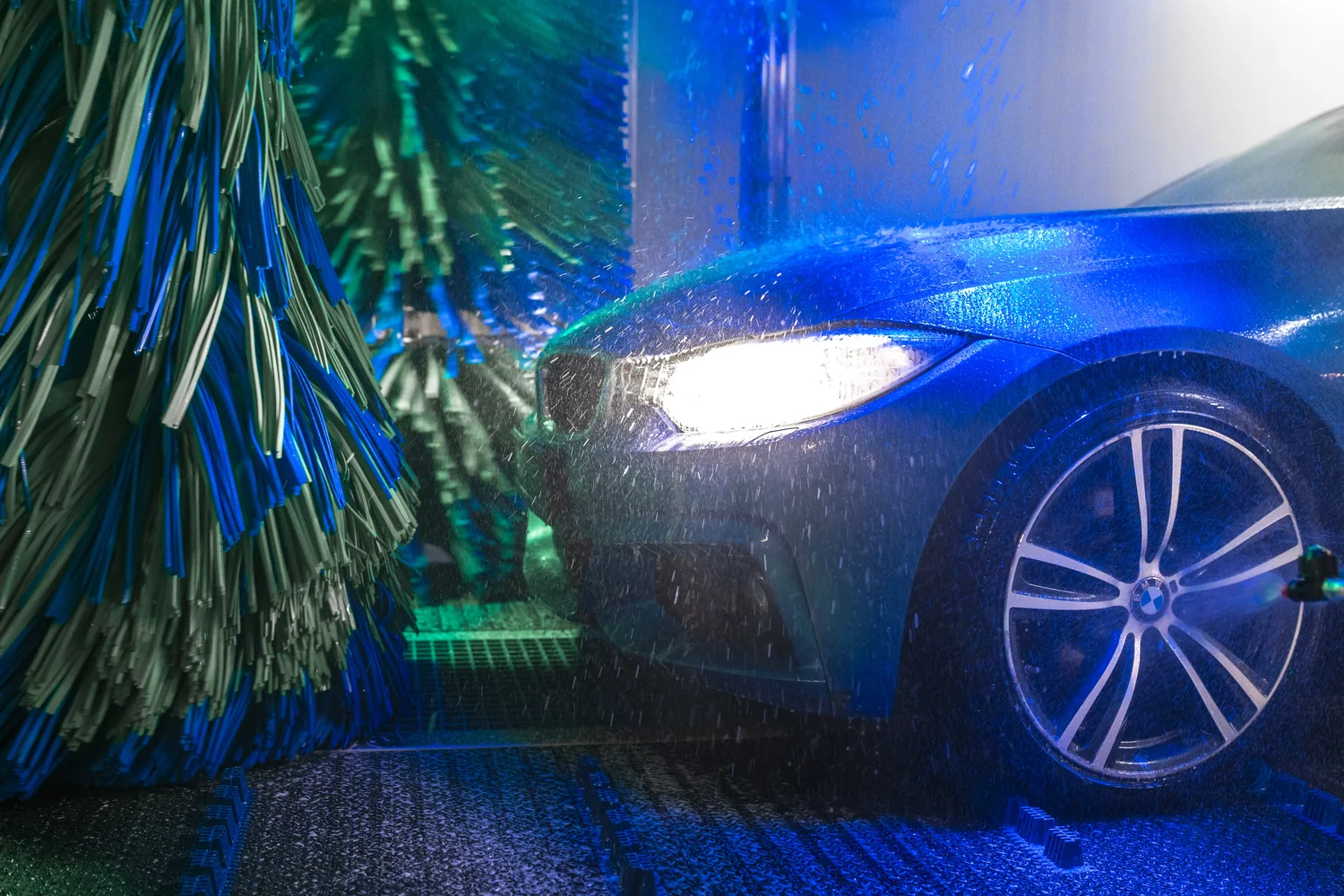 Luminaura 2 – Showroom-Glanz mit UV-Schutz und Wasserabweisung